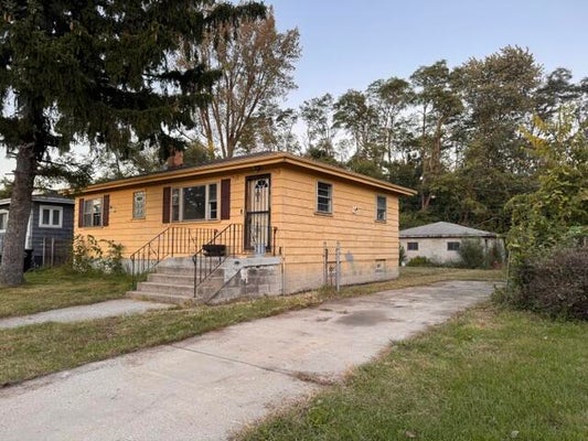 571 DALLAS ST, GARY, IN 46406 - Image 8517bce2a0e7cabbee3d87941b0ef80d/3766307933