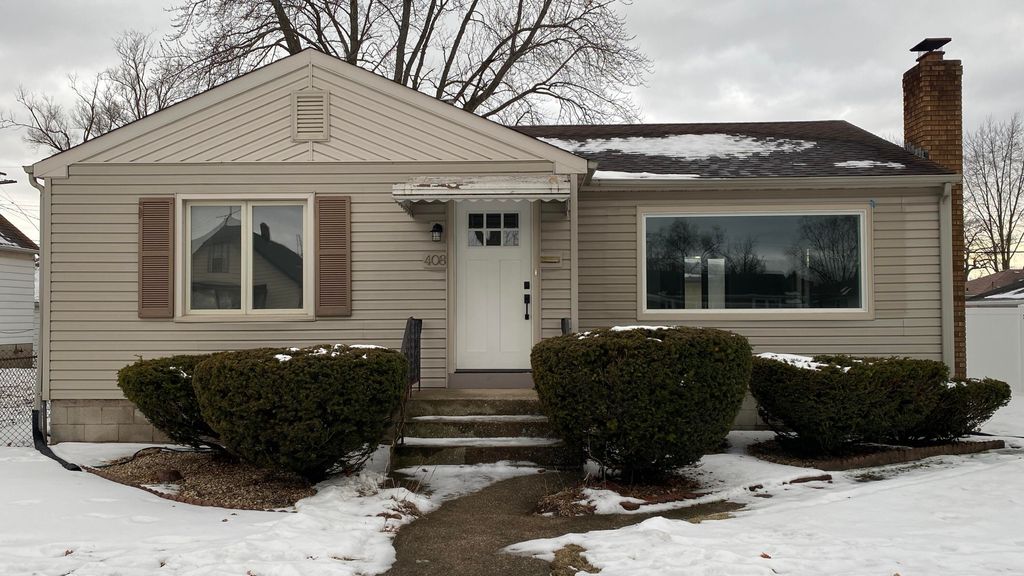 Photo of 408 N Griffith Boulevard, Griffith, IN 46319 (MLS # 833918)