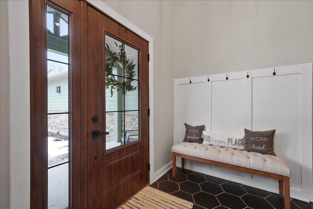 Photo of 8183 Old Oak Drive, DeMotte, IN 46310 (MLS # 834011)