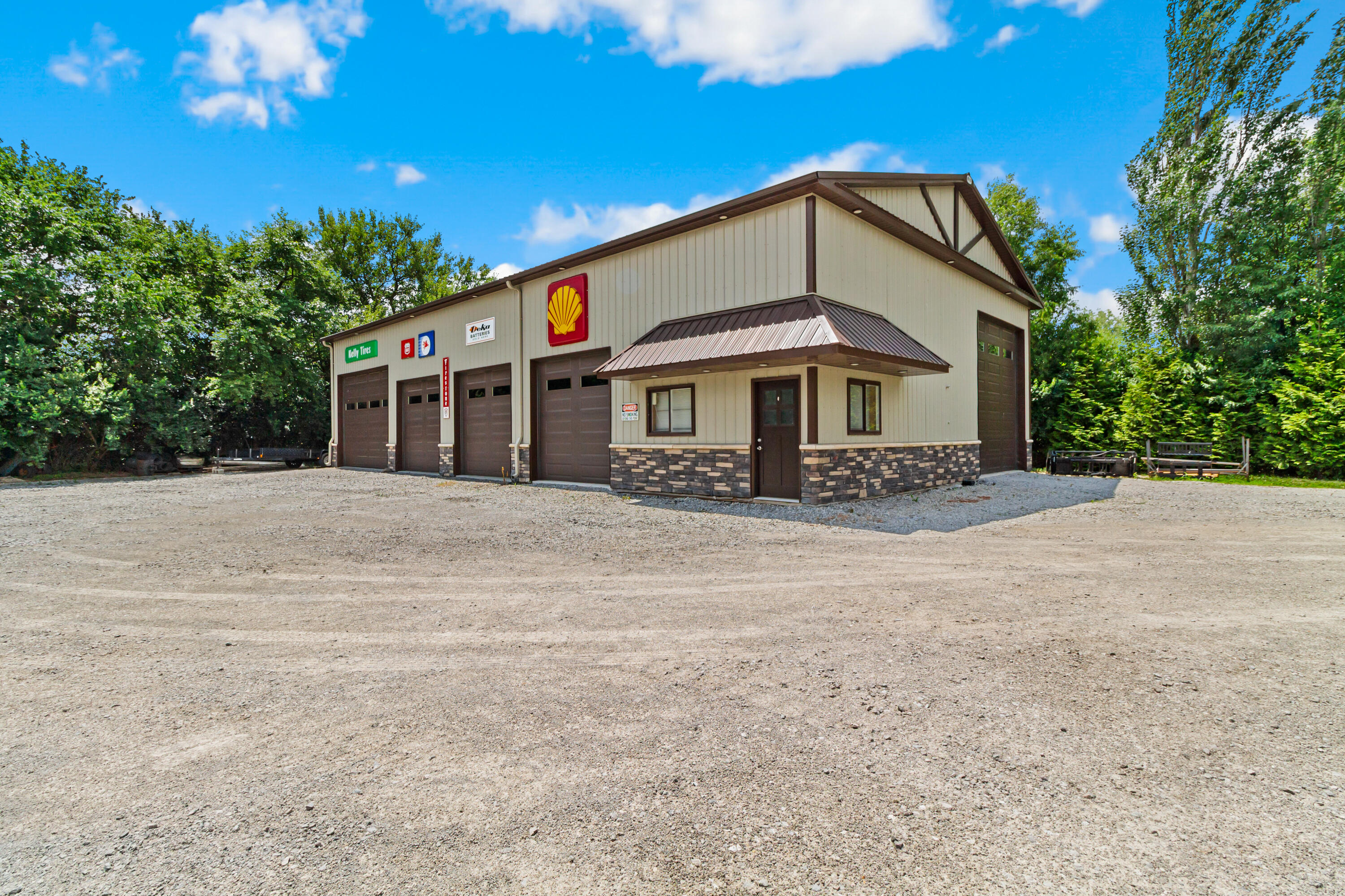 16489 Harrison Street