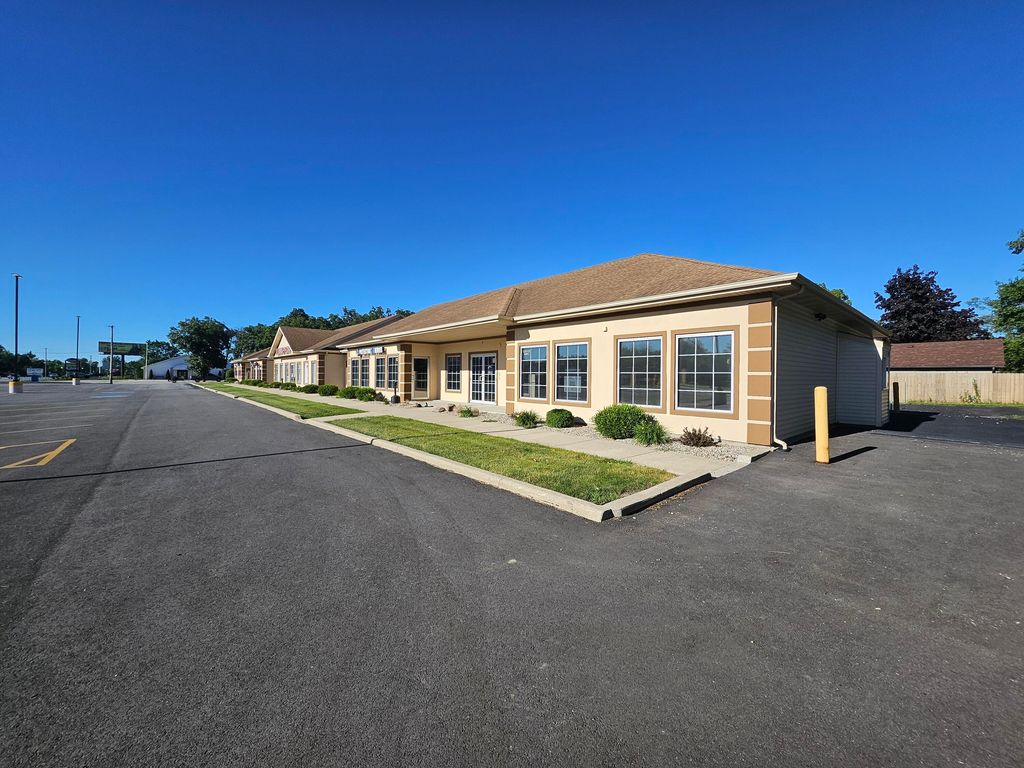 Photo of 13115 Wicker Avenue #J, Cedar Lake, IN 46303 (MLS # 835532)