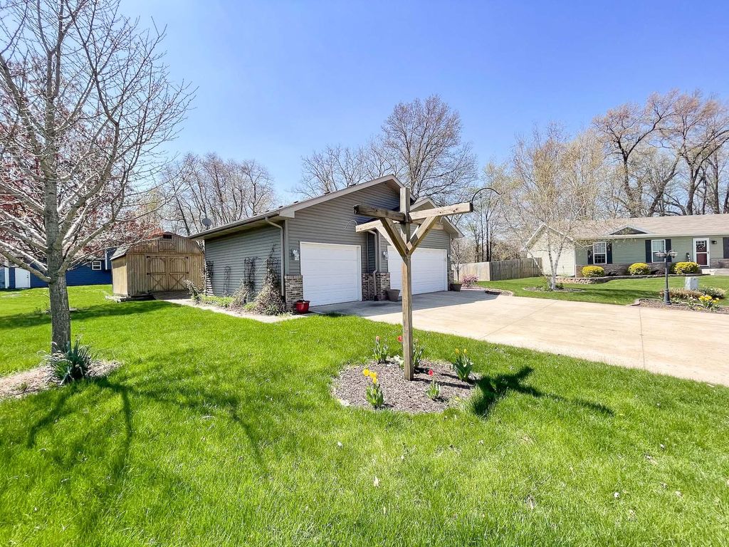 Photo of 7391 Cedar Creek Circle, Portage, IN 46368 (MLS # 831599)