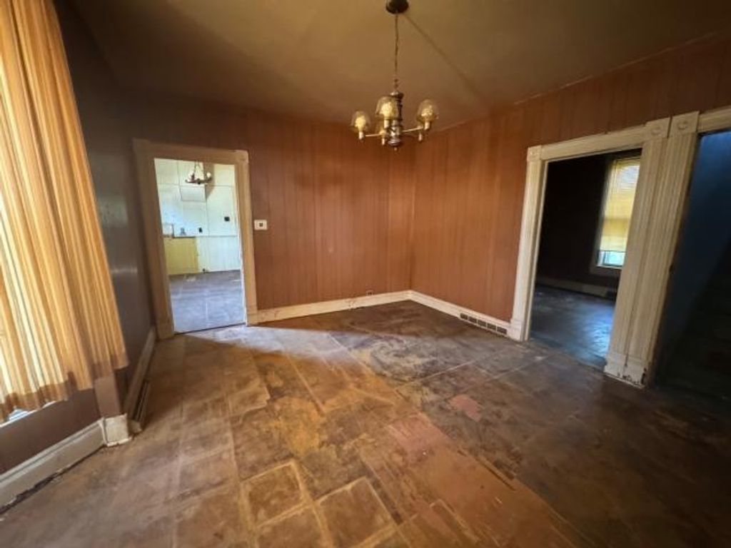 Photo of 415 Cleveland Avenue, Michigan City, IN 46360 (MLS # 838876)