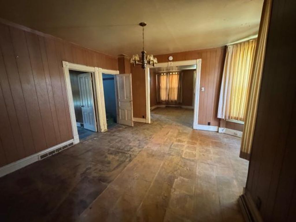 Photo of 415 Cleveland Avenue, Michigan City, IN 46360 (MLS # 838876)