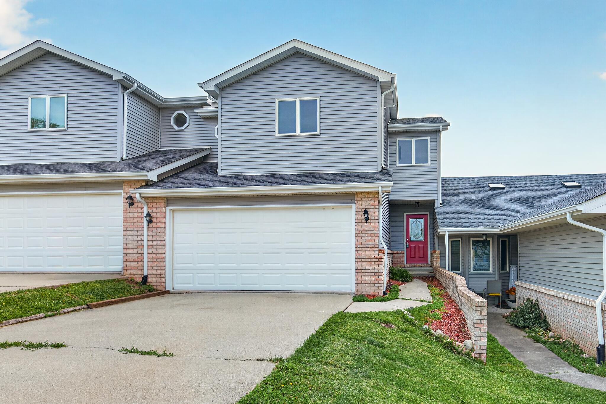 401 Dogwood Court