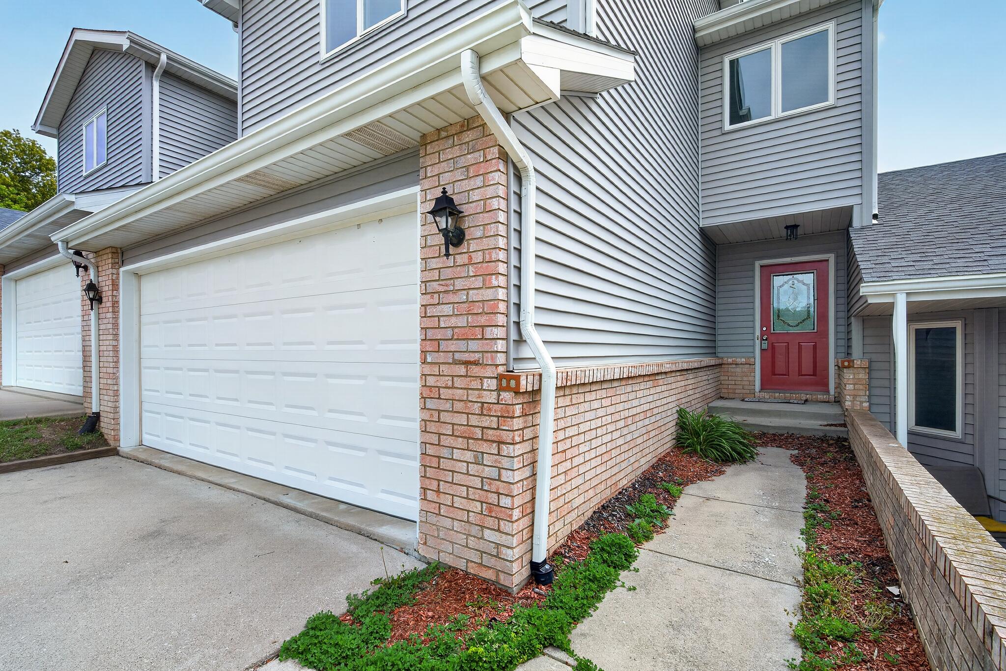 401 Dogwood Court