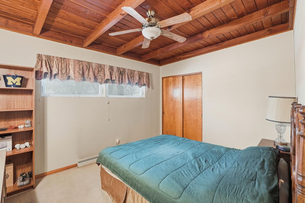 Photo of 7405 Meadow Lane Avenue, Hammond, IN 46324 (MLS # 831610)