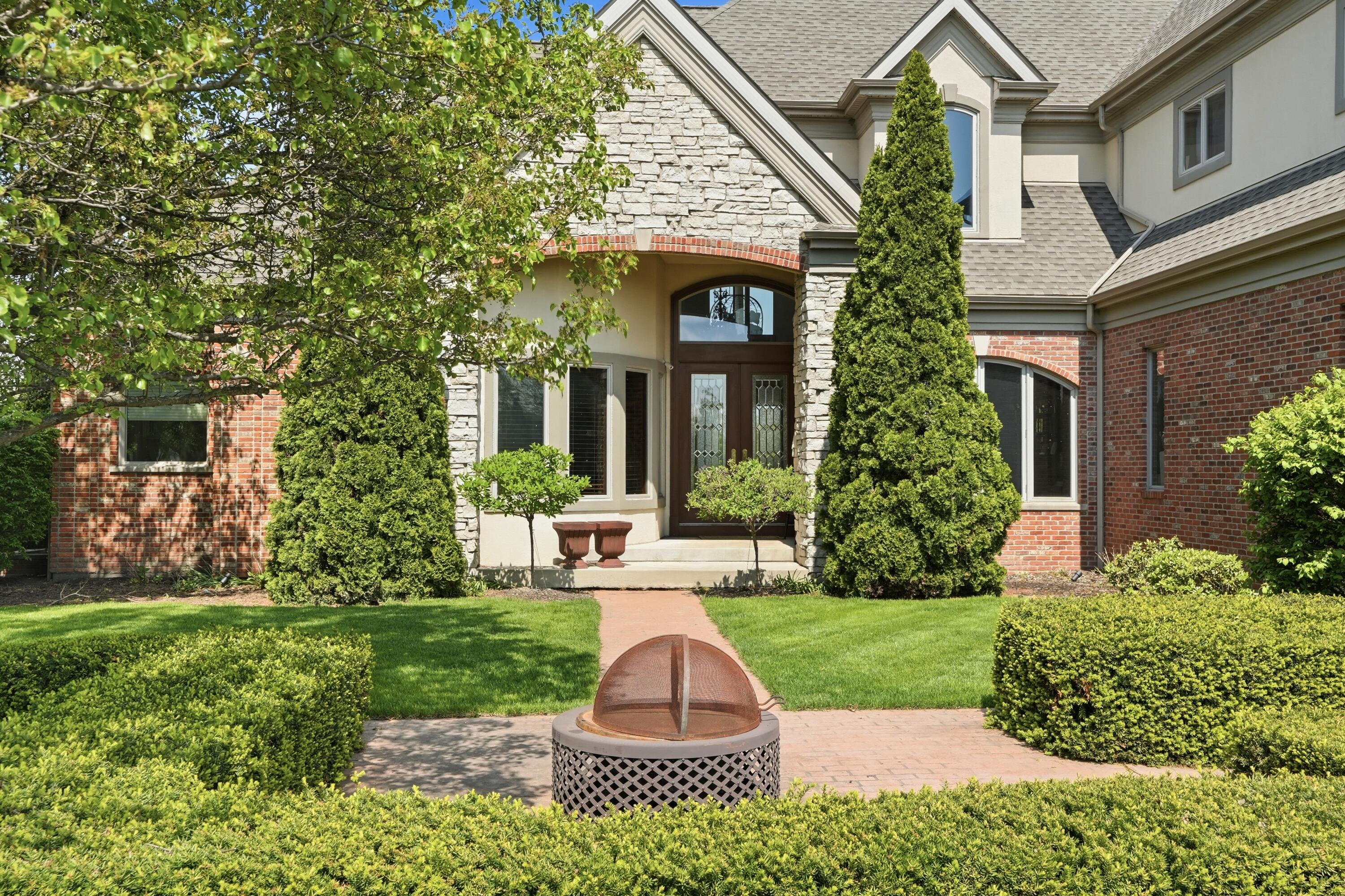 1200 White Hawk Drive
