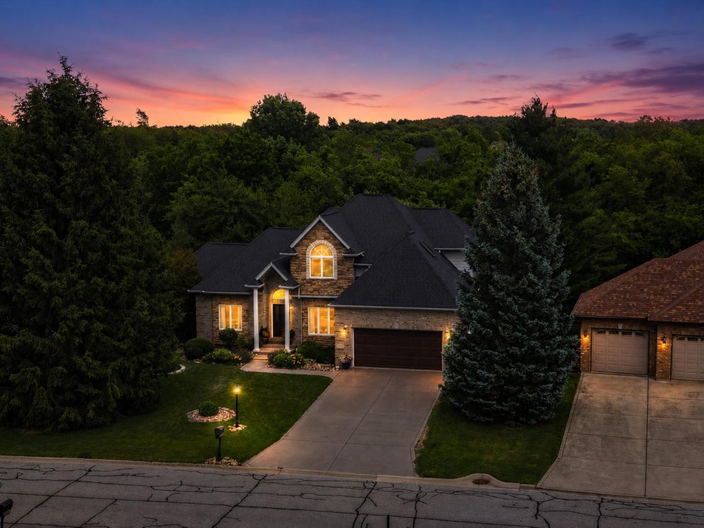Photo of 10629 Erie Drive, Crown Point, IN 46307 (MLS # 840506)