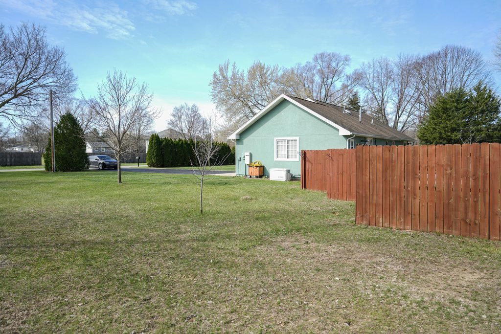 Photo of 4064 E 175 N, Knox, IN 46534 (MLS # 836196)