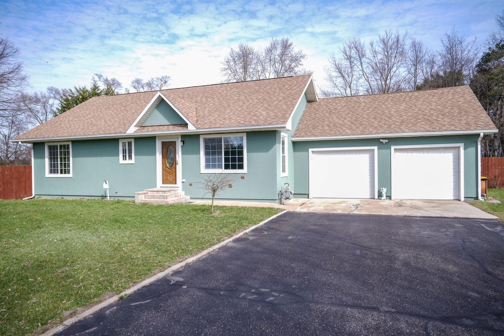 Photo of 4064 E 175 N, Knox, IN 46534 (MLS # 836196)