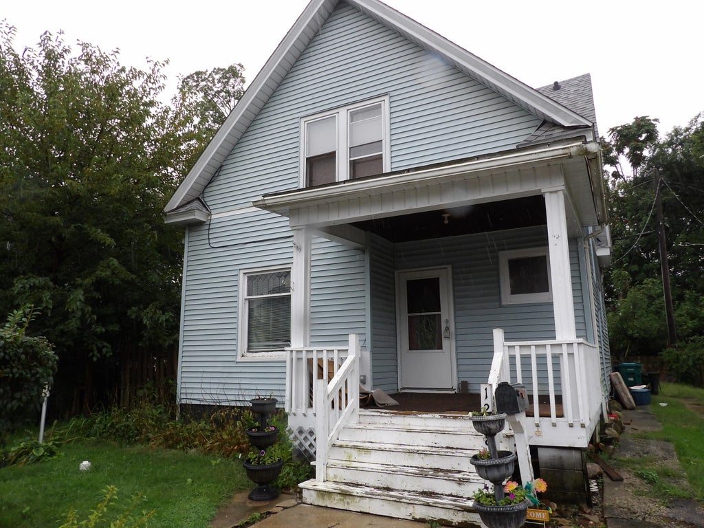 Photo of 1208 Jackson Street, La Porte, IN 46350 (MLS # 845662)