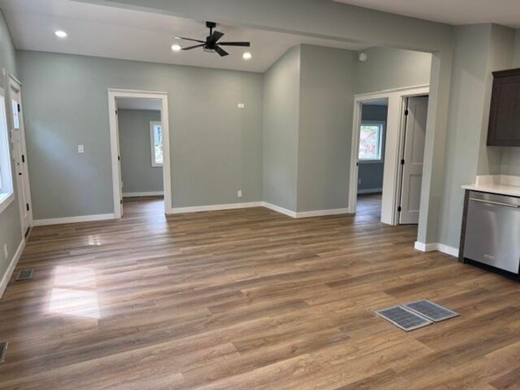 Photo of 805 Woodland Terrace, Valparaiso, IN 46383 (MLS # 838515)