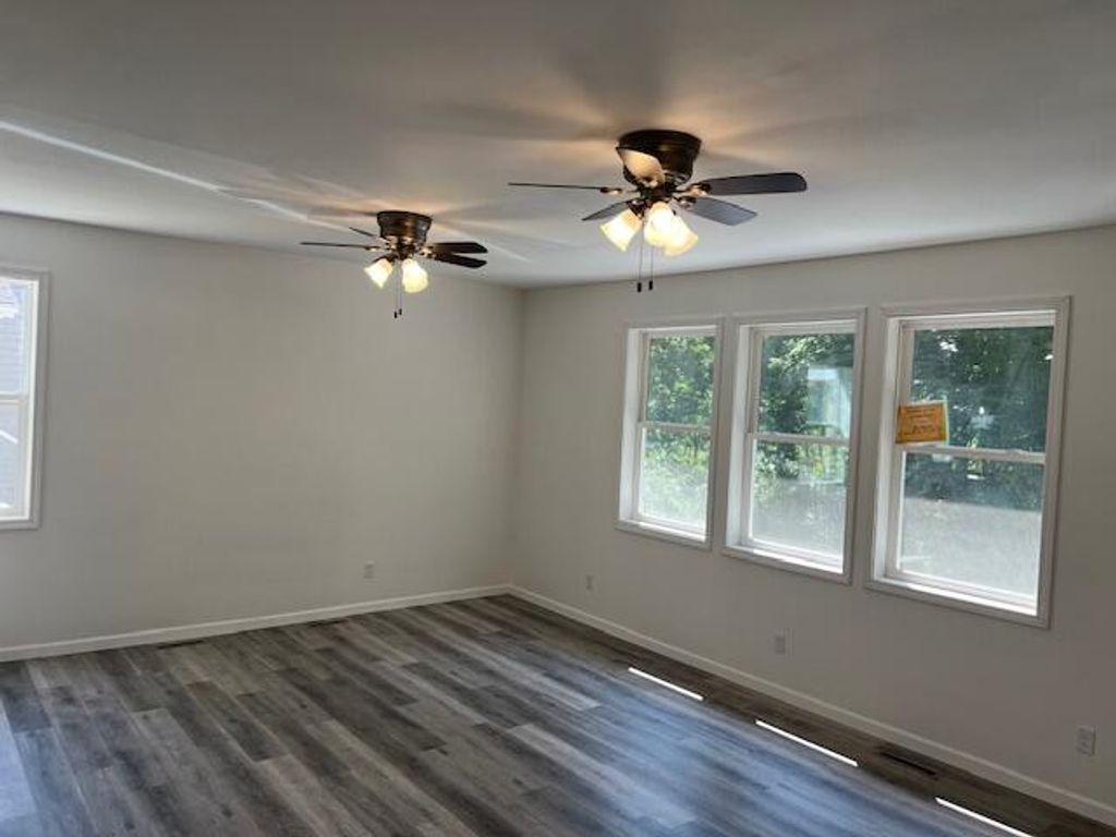 Photo of 5104 Greenwood Avenue, Valparaiso, IN 46383 (MLS # 826063)