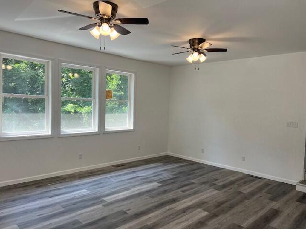 Photo of 5104 Greenwood Avenue, Valparaiso, IN 46383 (MLS # 826063)