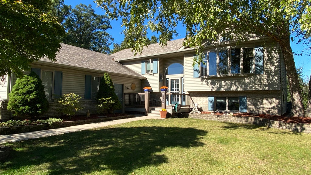 Photo of 13310 Robin Drive, Cedar Lake, IN 46303 (MLS # 846377)