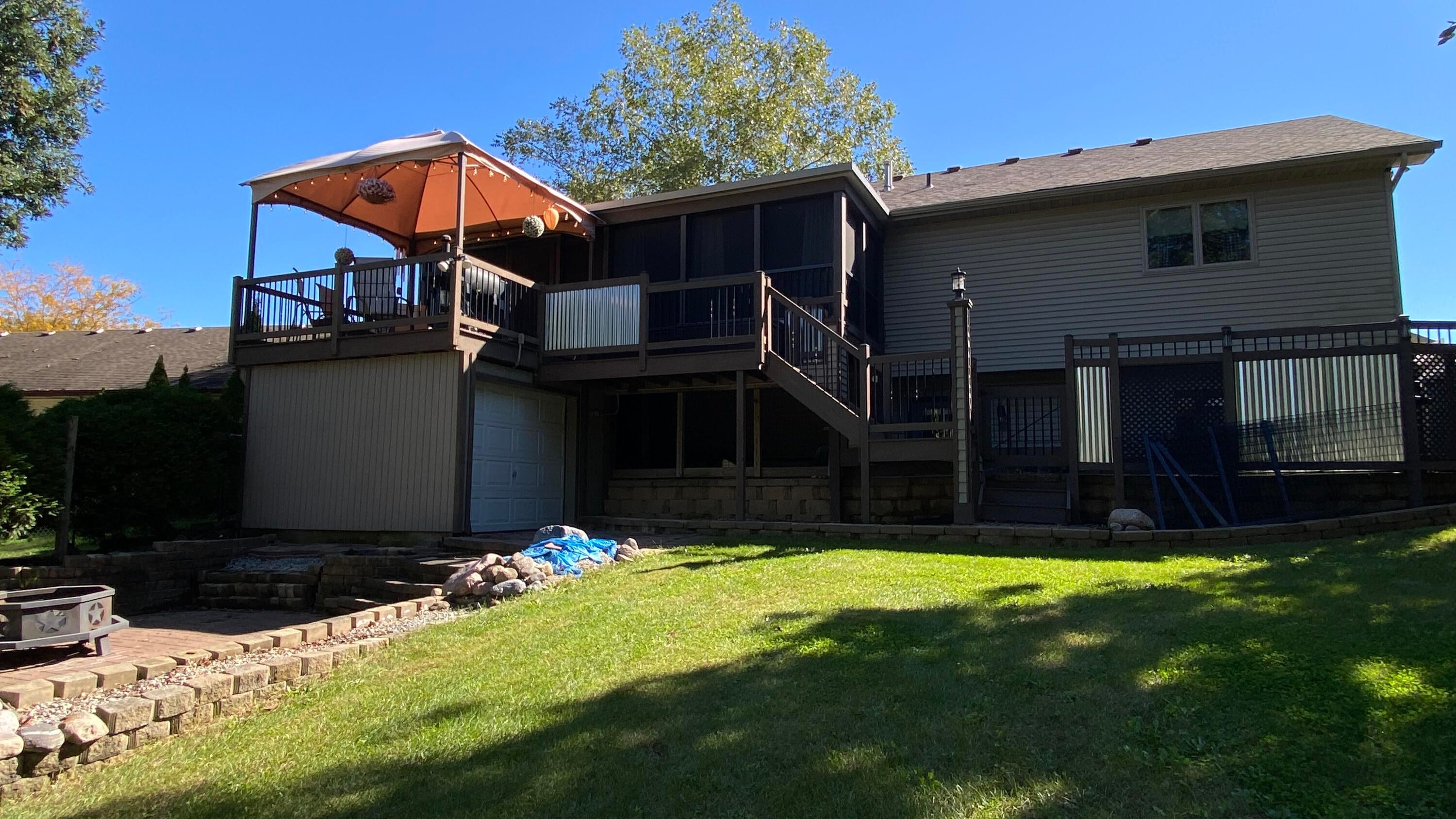 13310 Robin Drive