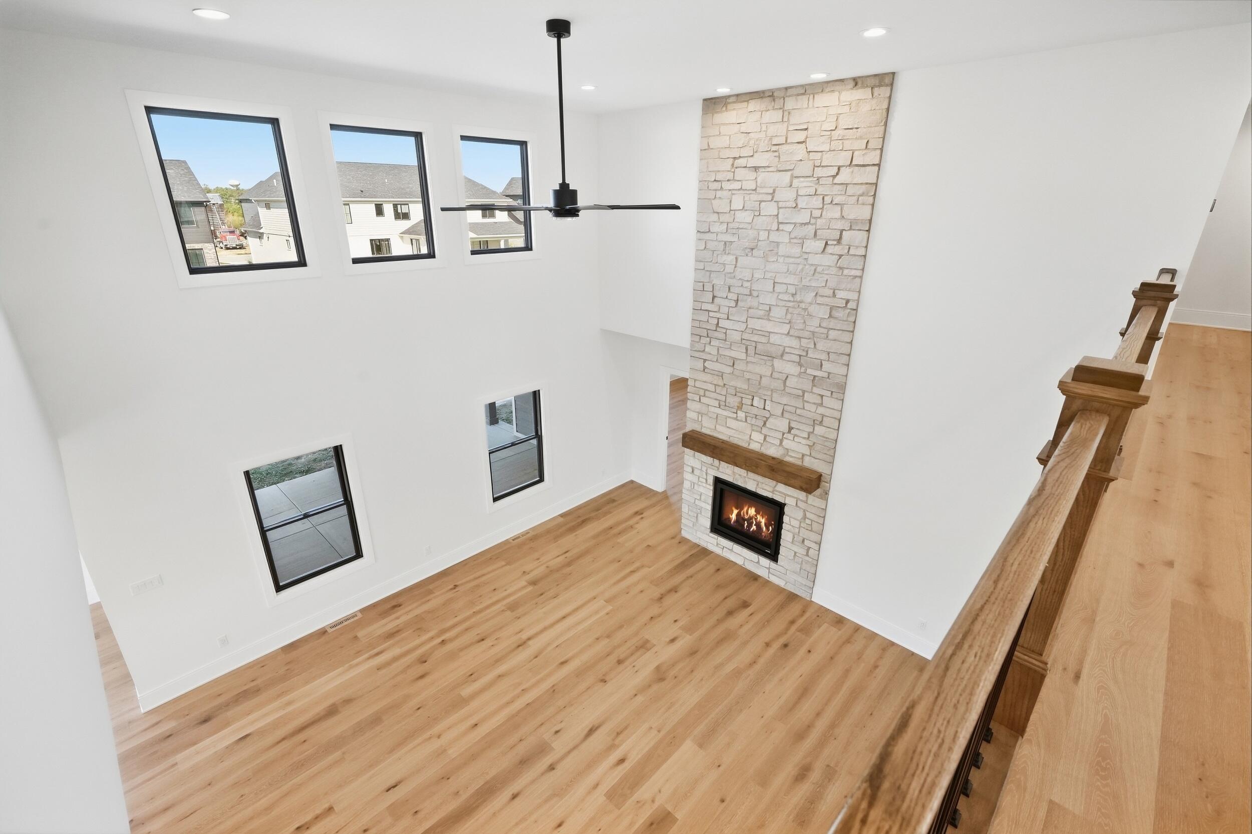 9480 Tall Grass Trail