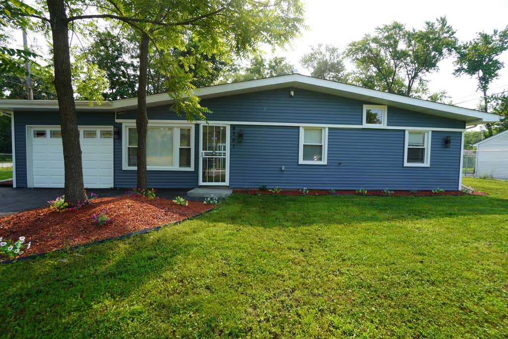 Photo of 4710 Carolina Street, Gary, IN 46409 (MLS # 842817)