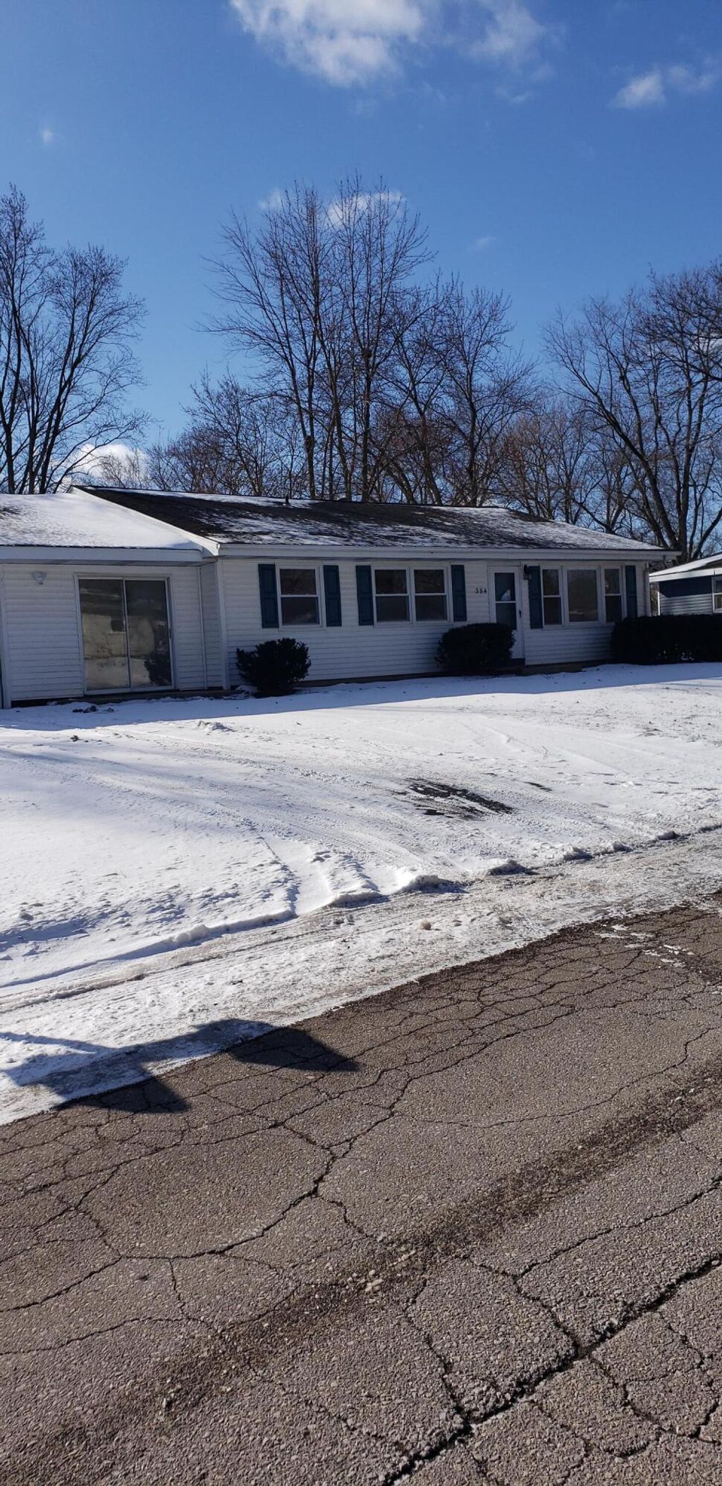 Photo of 384 Lahonda Drive, Valparaiso, IN 46385 (MLS # 833268)