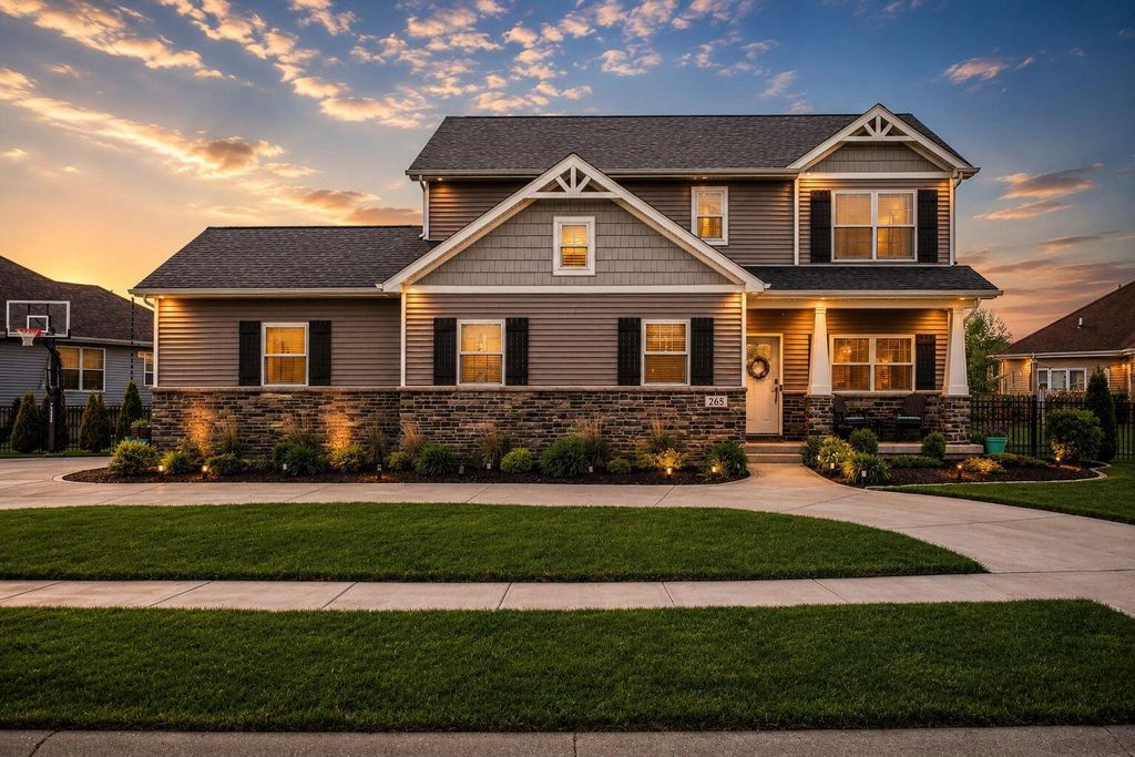 Photo of 265 E 124th Avenue, Crown Point, IN 46307 (MLS # 839420)