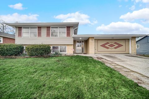 Single Family Residence in Merrillville IN 5618 Grant Street.jpg