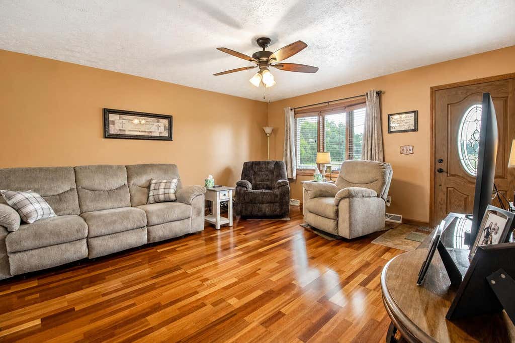 Photo of 2190 E 100 S, Knox, IN 46534 (MLS # 843727)