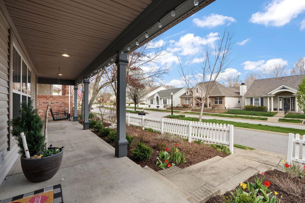 Photo of 216 Abington Street, Valparaiso, IN 46385 (MLS # 837083)