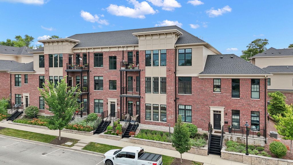 Photo of 204 N Campbell Street, Valparaiso, IN 46385 (MLS # 836316)