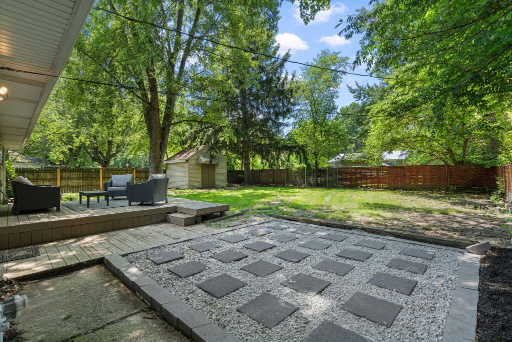 Photo of 652 N Guyer Street, Hobart, IN 46342 (MLS # 841997)