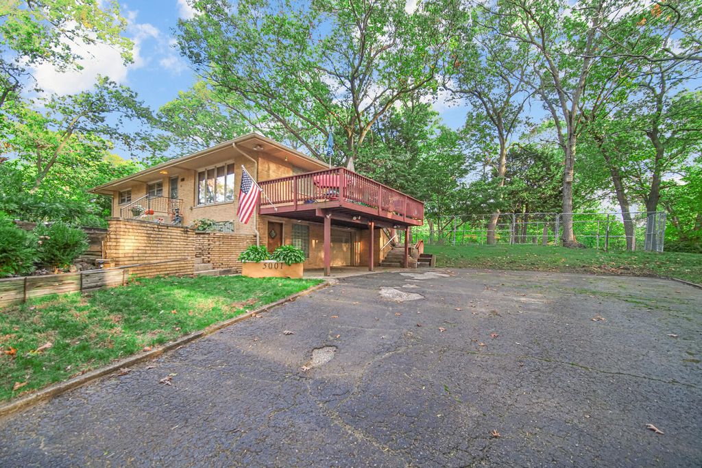 Photo of 5001 Marquette Road, Lake Station, IN 46405 (MLS # 831169)