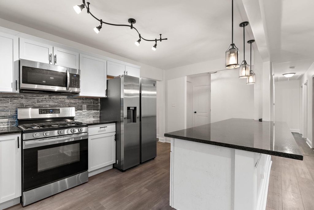 Photo of 1145 N Glenwood Avenue, Griffith, IN 46319 (MLS # 831275)