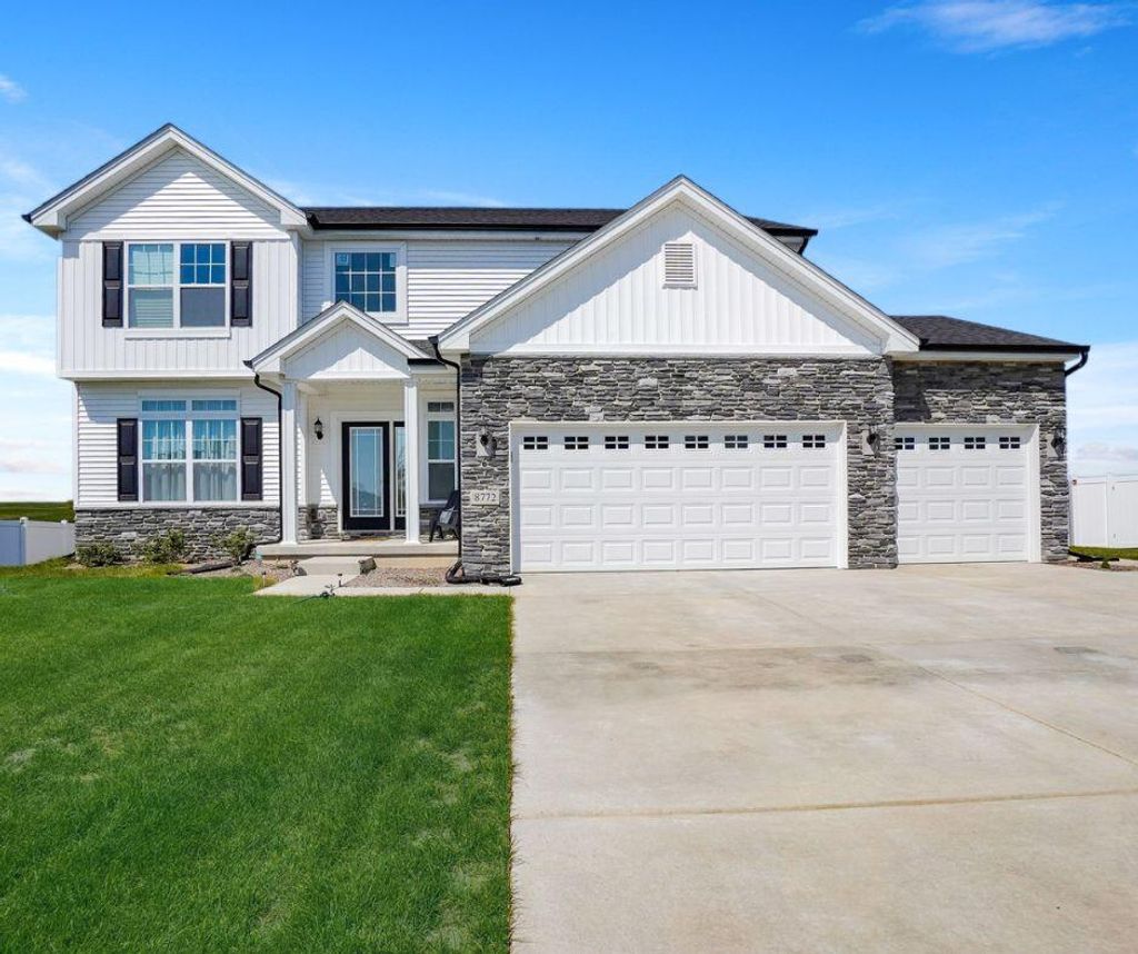 Photo of 8772 Potomac Way, Lowell, IN 46356 (MLS # 836365)