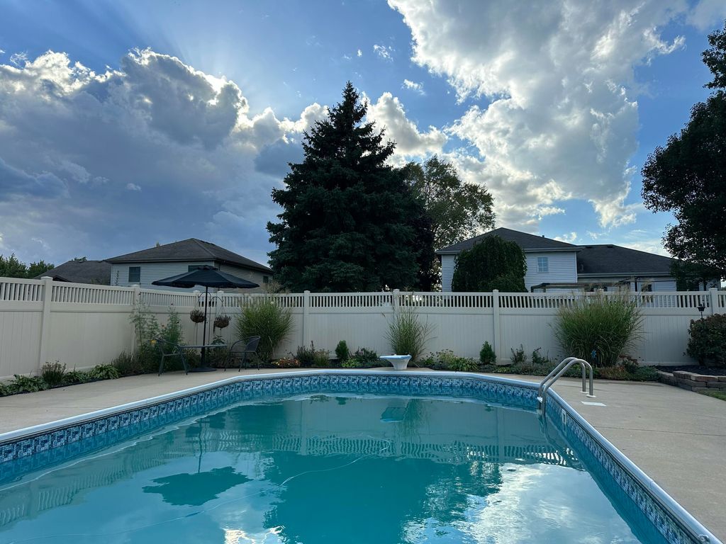 Photo of 10446 W Magoun Drive, Saint John, IN 46373 (MLS # 835933)