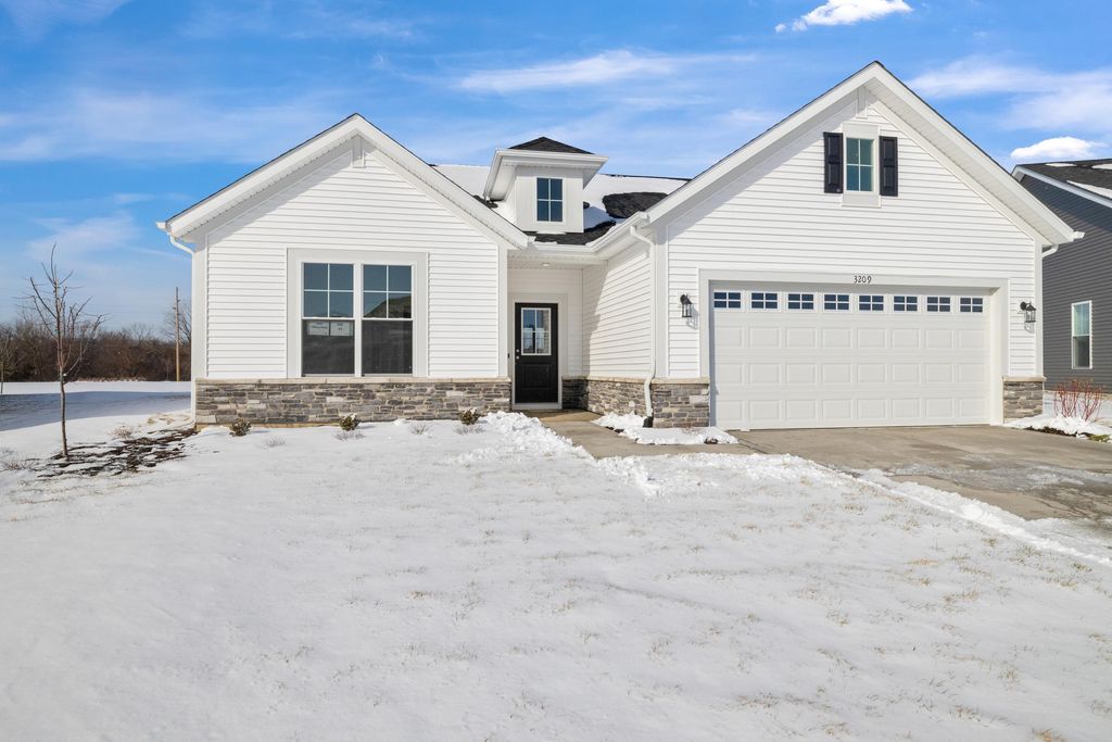 Photo of 3209 Hilltop Road, Valparaiso, IN 46385 (MLS # 833114)
