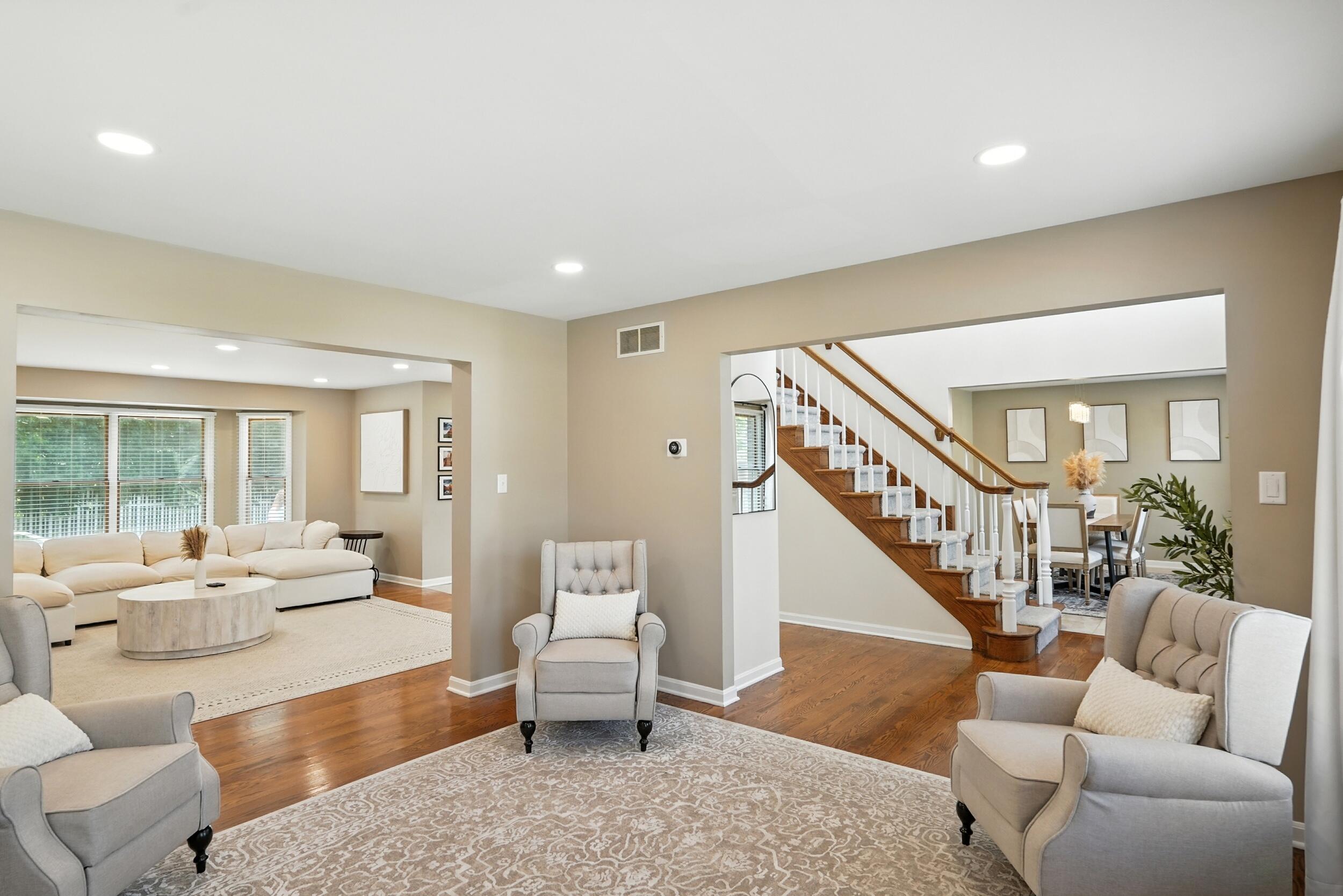 2900 Manchester Lane