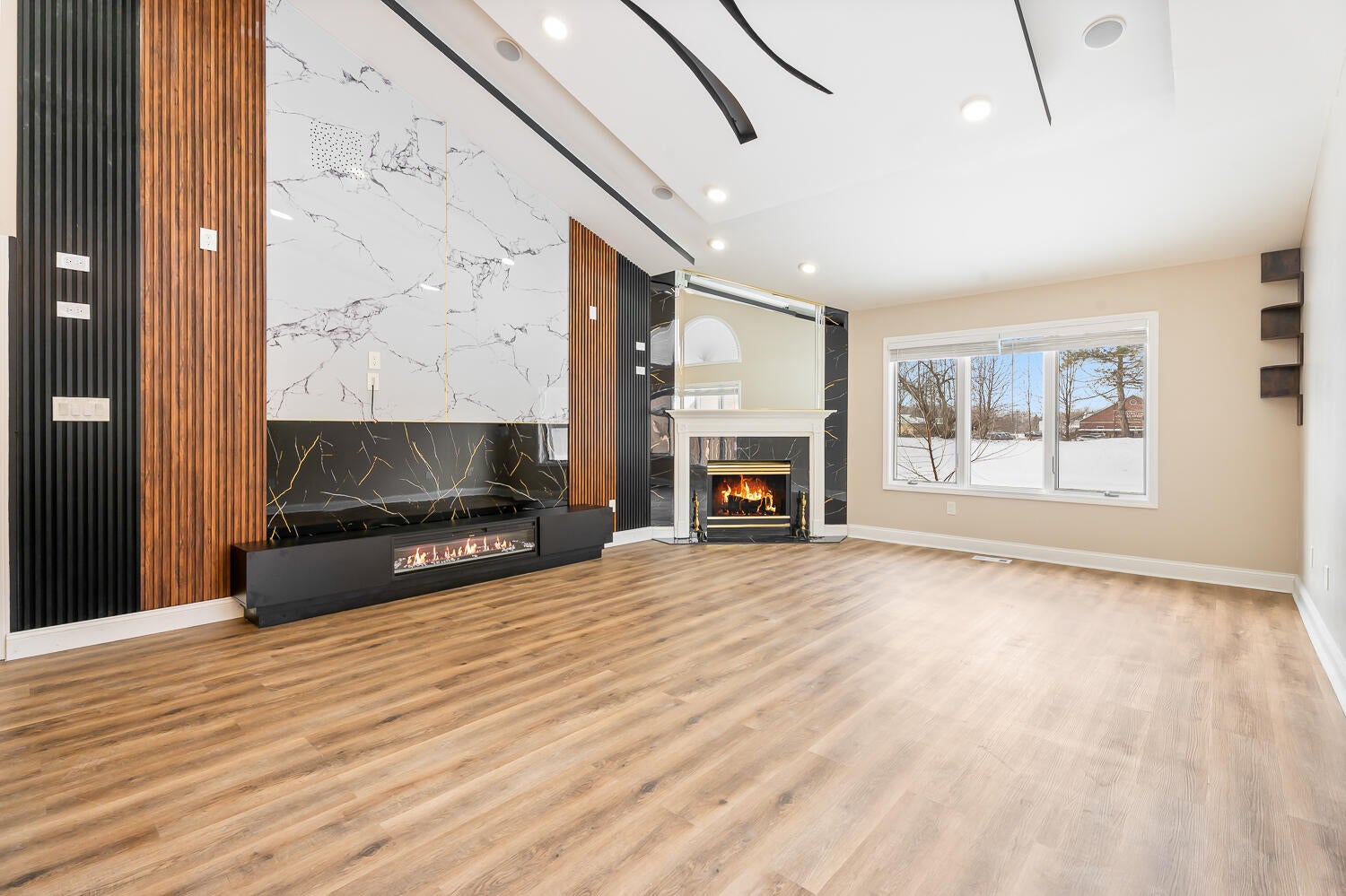 902 Cornwallis Lane