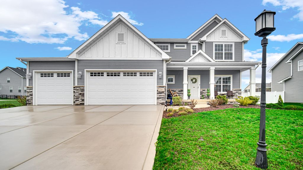 Photo of 2207 Mary Lane, Valparaiso, IN 46383 (MLS # 837265)