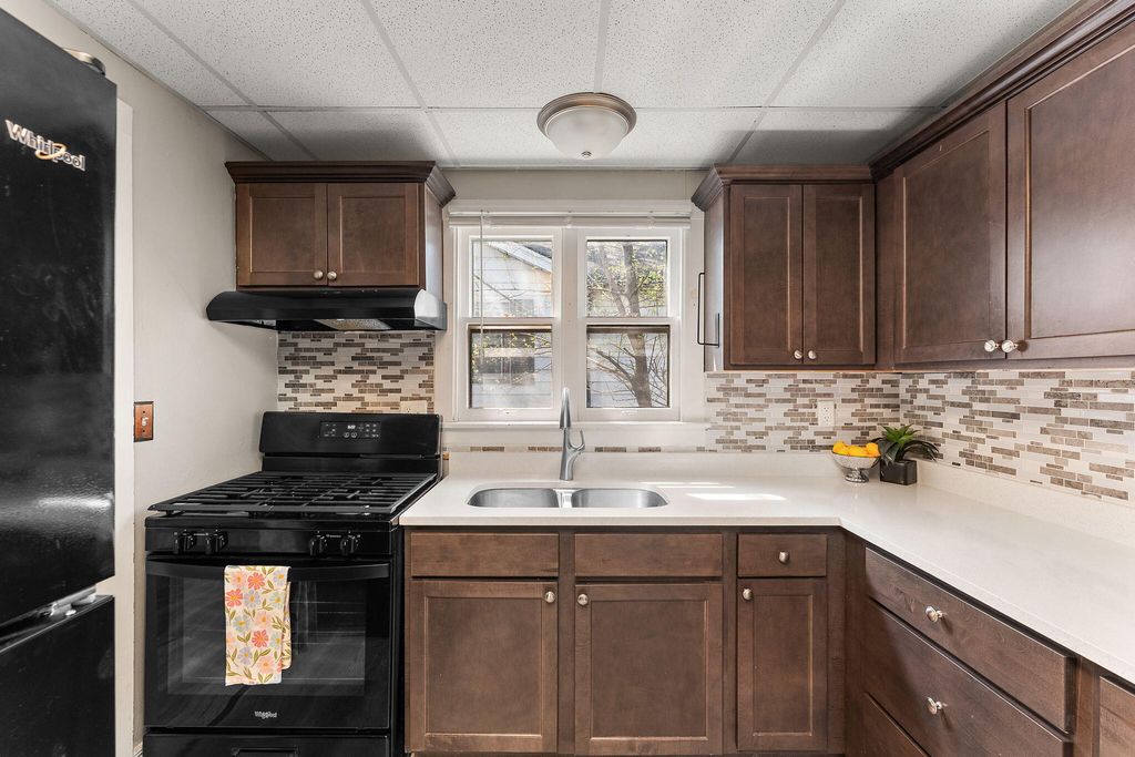 Photo of 3751 Swift Street, Hobart, IN 46342 (MLS # 837599)