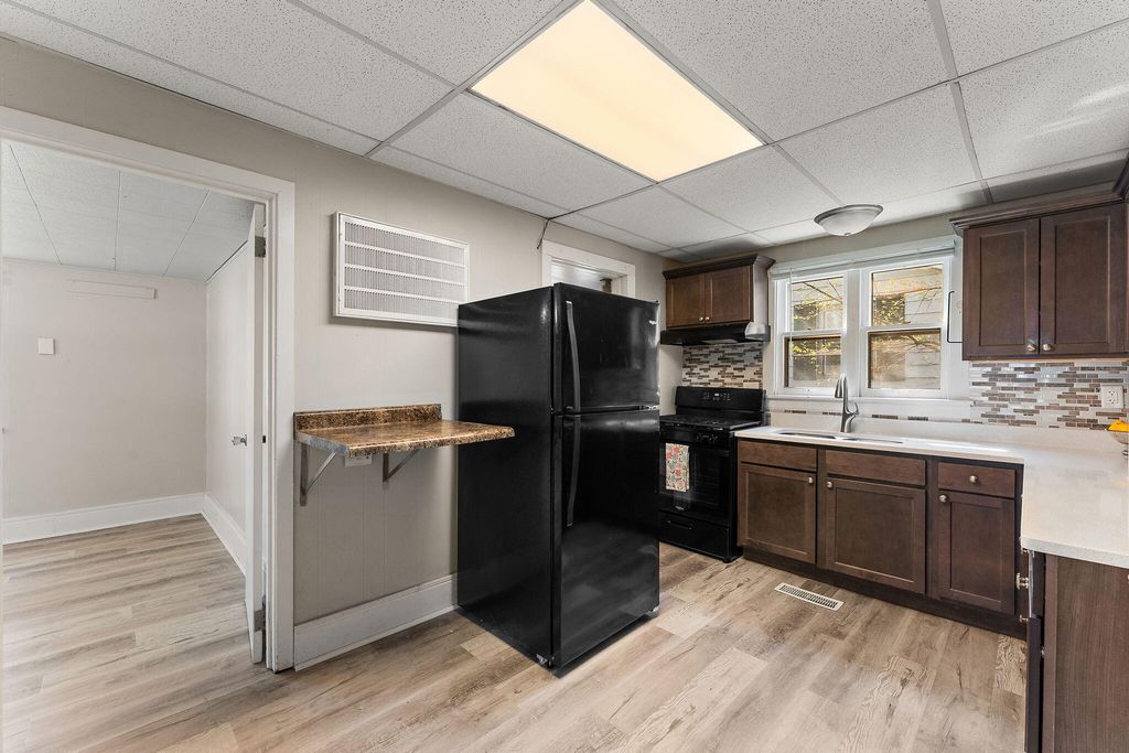 Photo of 3751 Swift Street, Hobart, IN 46342 (MLS # 837599)