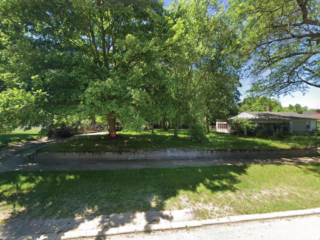Photo of 3760 Maitland ST, Hobart, IN 46342 (MLS # 839574)