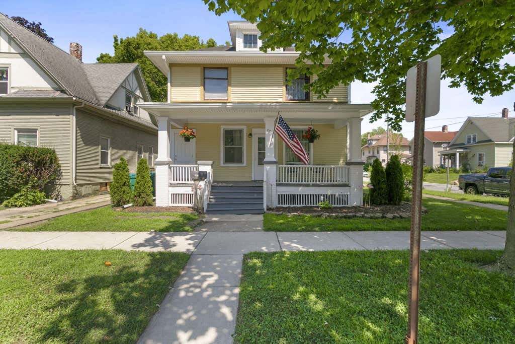 Photo of 201 Maple Avenue, La Porte, IN 46350 (MLS # 843619)