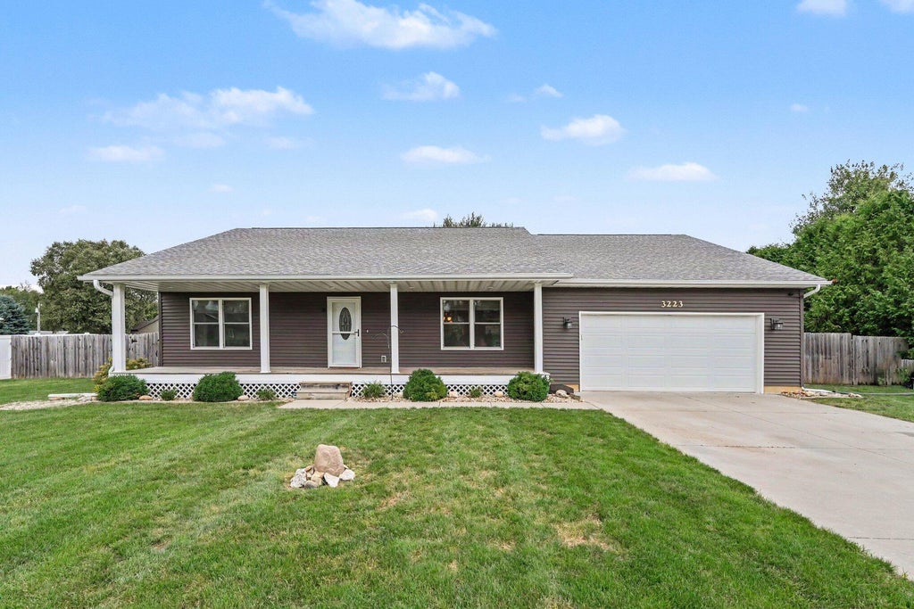 Photo of 3223 Smithfield Lane, La Porte, IN 46350 (MLS # 846276)