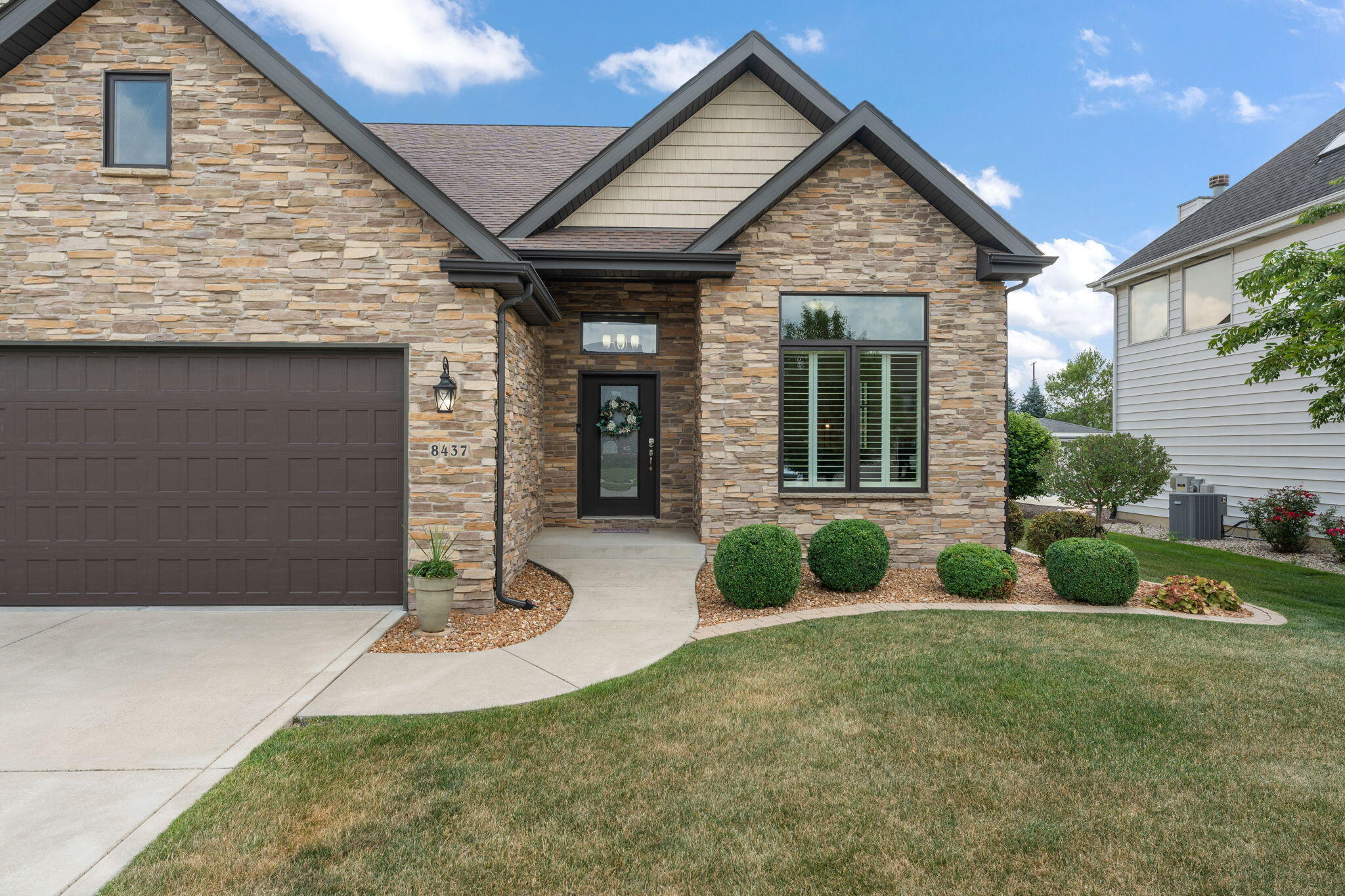 8437 Willow Haven Drive