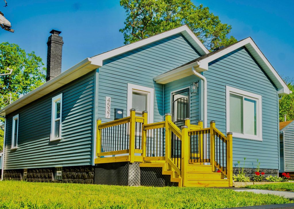 Photo of 4537 Pierce Street, Gary, IN 46408 (MLS # 840174)
