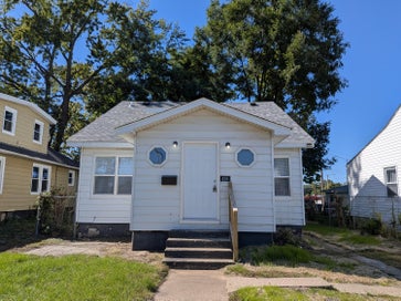 428 N Carroll Avenue Michigan City IN 46360