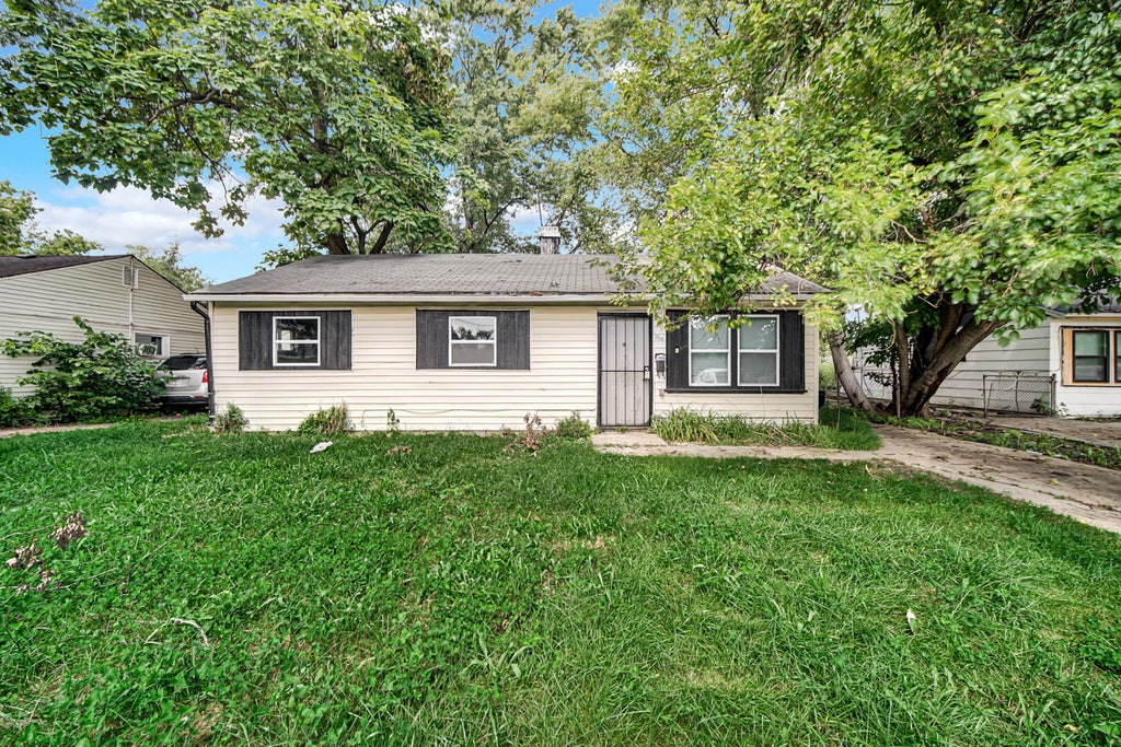 Photo of 700 E 49th Avenue, Gary, IN 46409 (MLS # 844563)