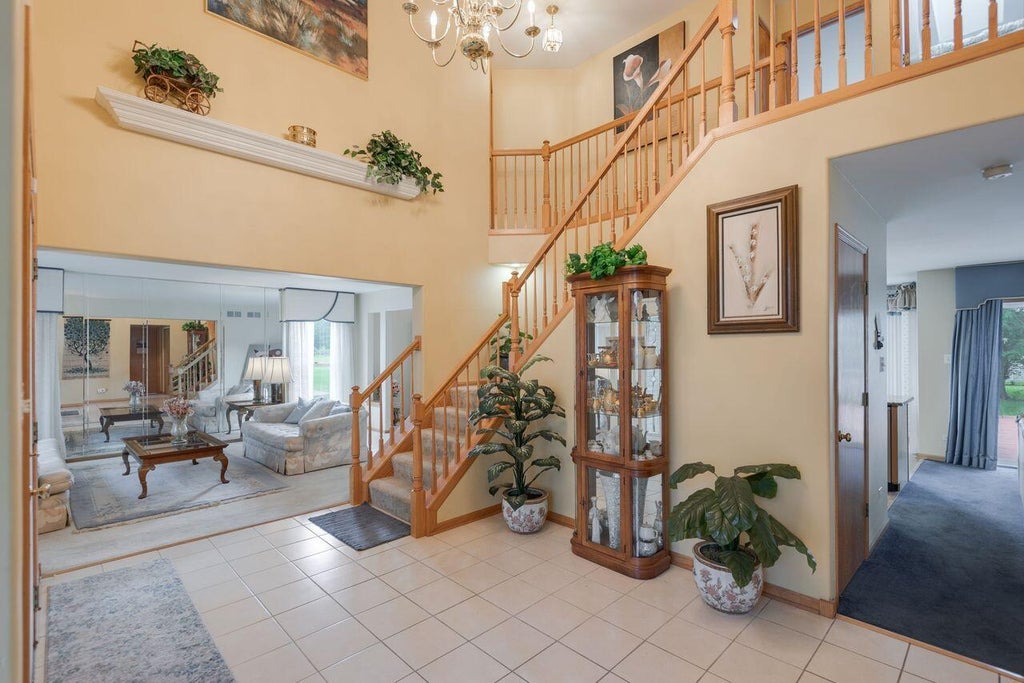 Photo of 2467 W 85th Avenue, Merrillville, IN 46410 (MLS # 843598)