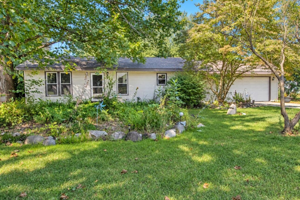 Photo of 3460 E North Country Lane, Knox, IN 46534 (MLS # 844997)