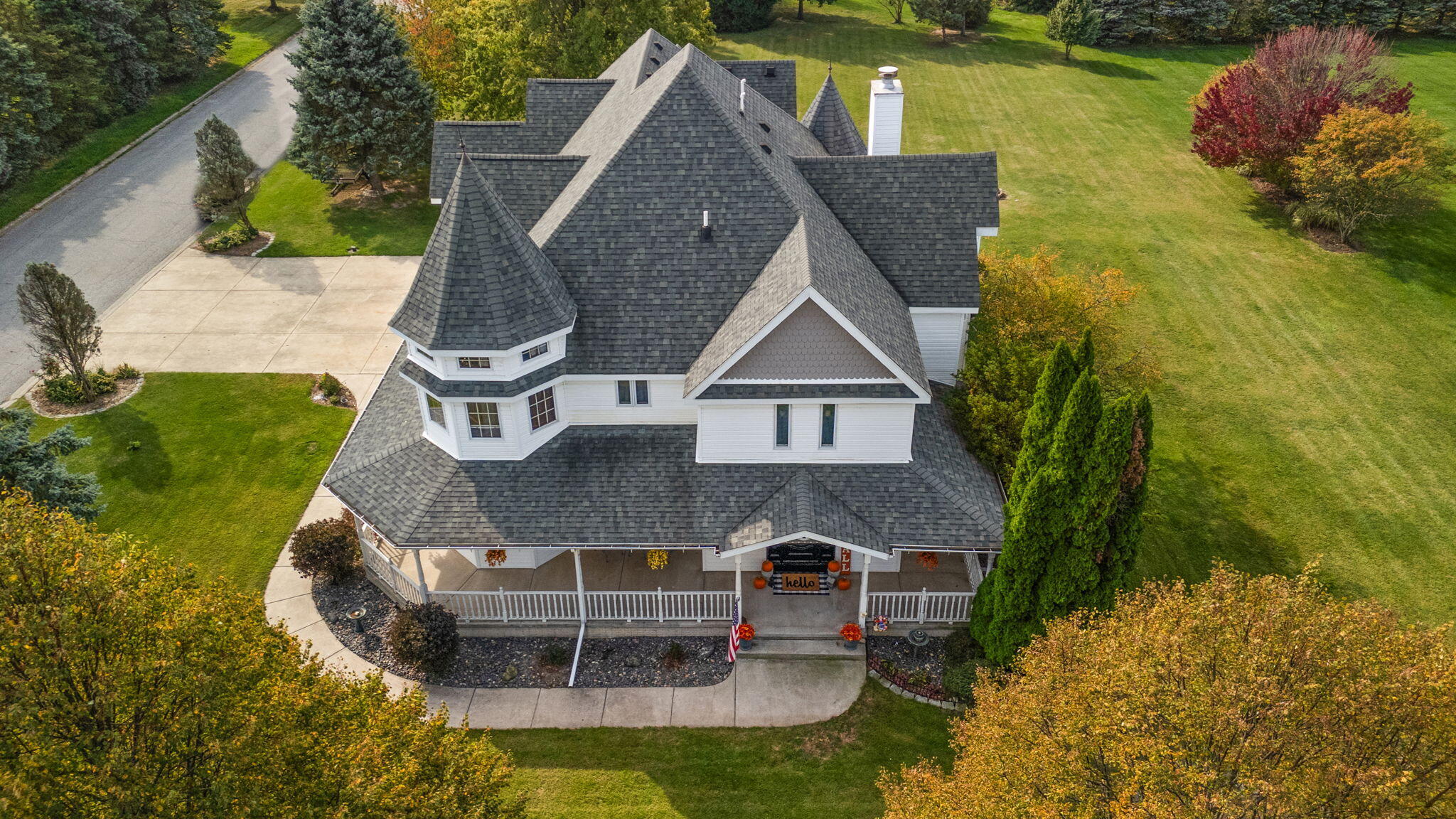 Valparaiso, Indiana 46385, United States, 5 Bedrooms Bedrooms, ,5 BathroomsBathrooms,Residential,Active,231073